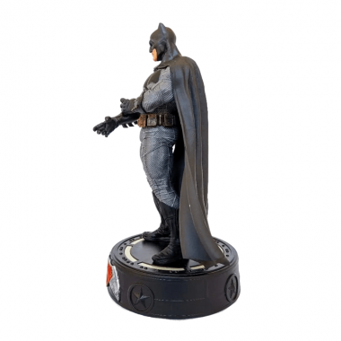 Коллекционная фигурка DC Лига Справедливости Бэтмен